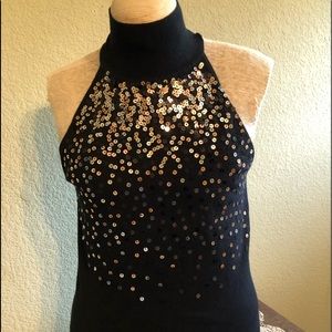 Sleeveless White House Black Market Sweater Top